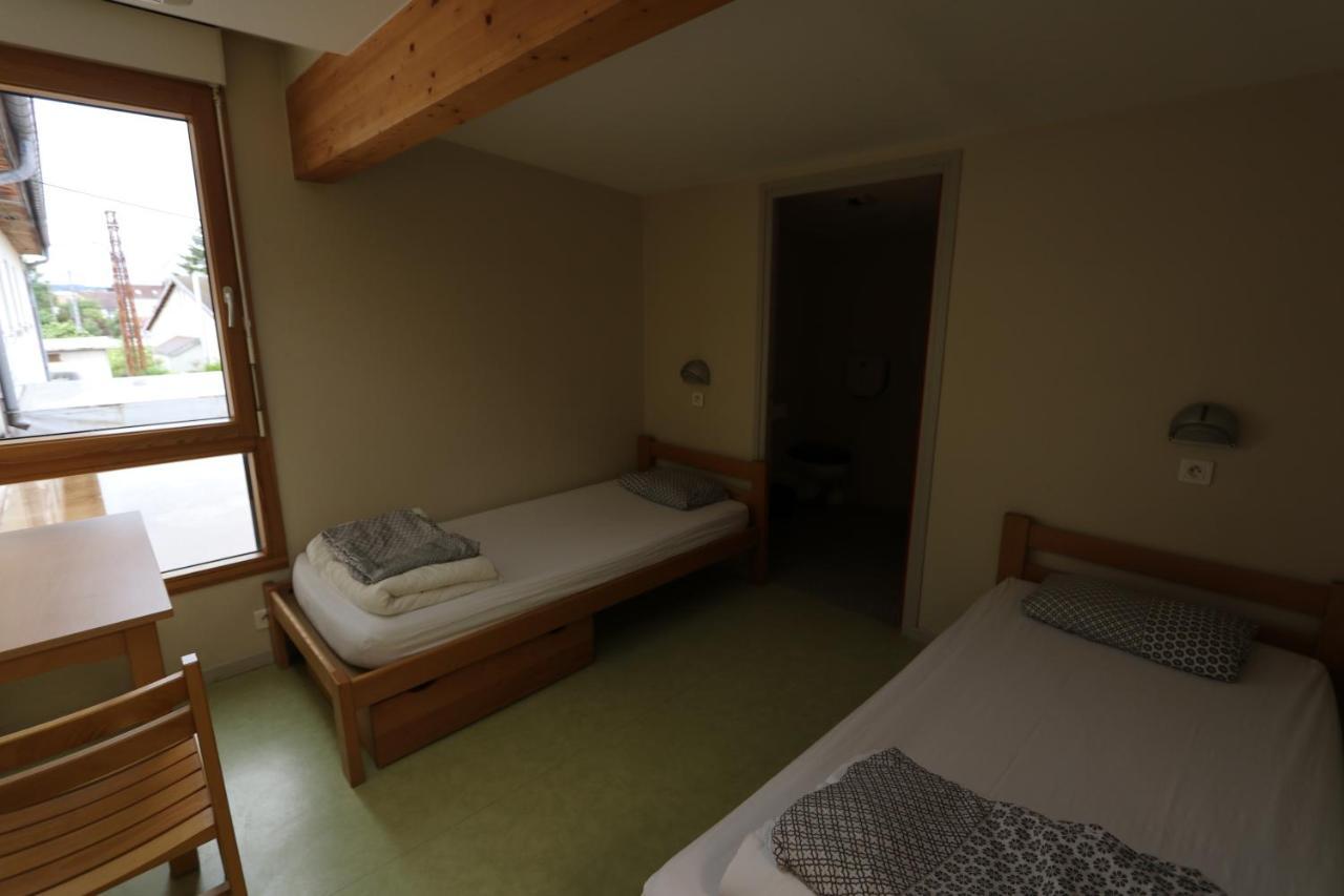 Auberge De Jeunesse Hi Pontarlier Exterior foto